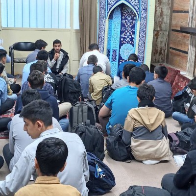 زیارت عاشورا و صرف صبحانه